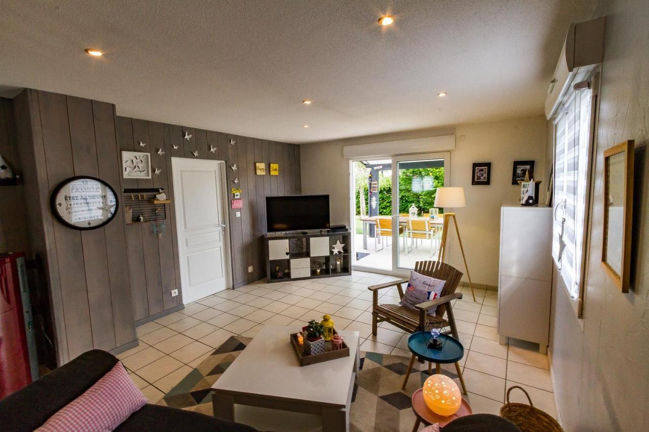 Maison Moderne A La Campagne Le Valdahon ภายนอก รูปภาพ