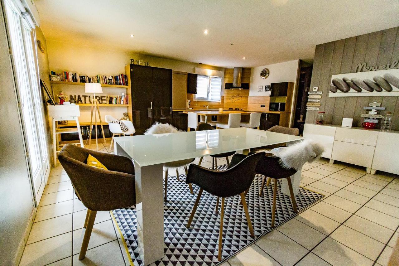 Maison Moderne A La Campagne Le Valdahon ภายนอก รูปภาพ